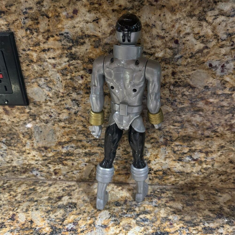 Power Rangers Super Megaforce 12" Silver Ranger Action Figure Bandai - Picture 4 of 11